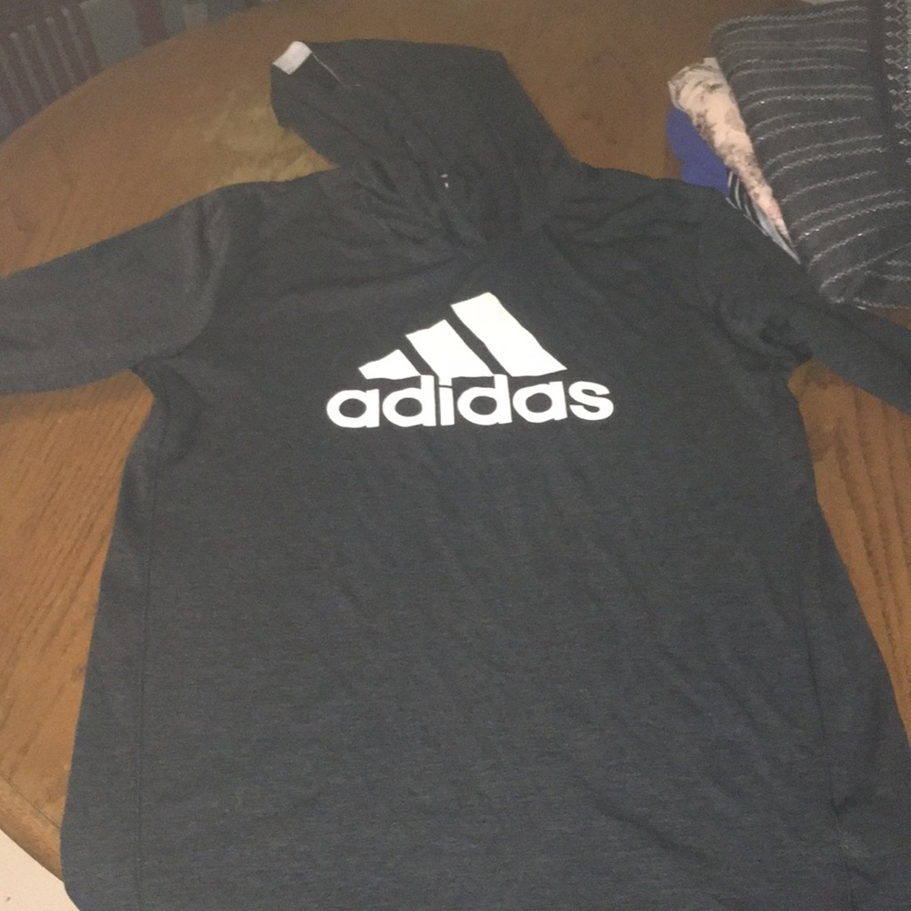 ADIDAS SZ XL HOODIED TEE